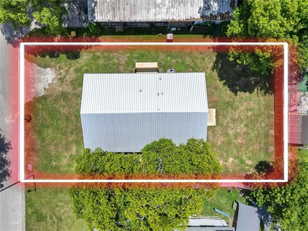 521 SKYLINE DRIVE E Lakeland, FL 33801