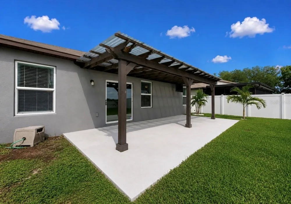 12600 BERGSTROM BAY DRIVE Riverview, FL 33579