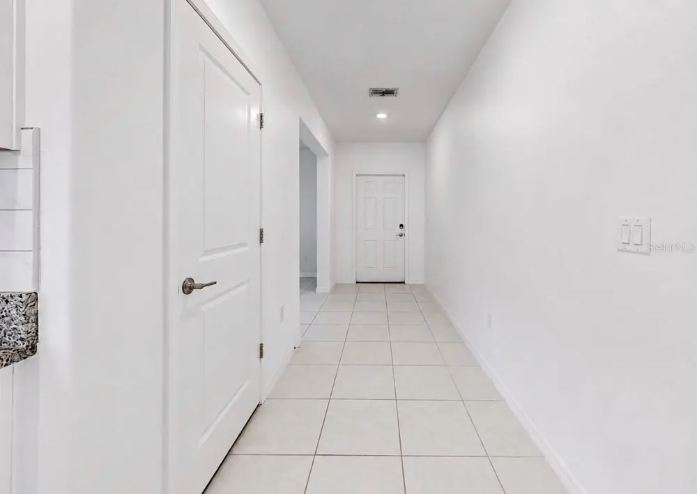 12600 BERGSTROM BAY DRIVE Riverview, FL 33579