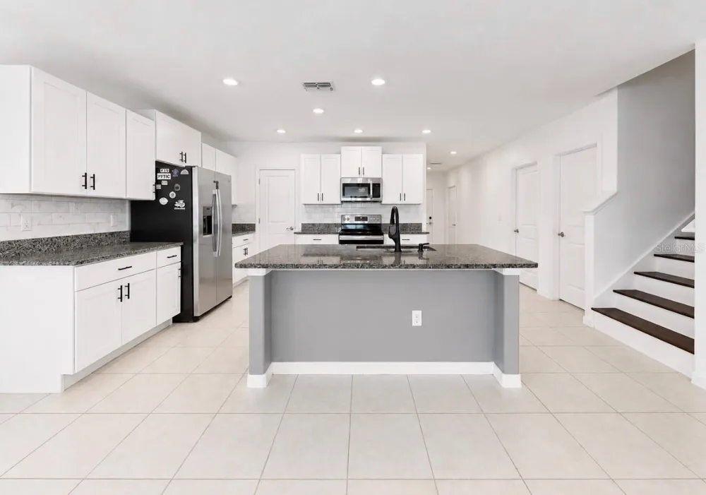 12600 BERGSTROM BAY DRIVE Riverview, FL 33579