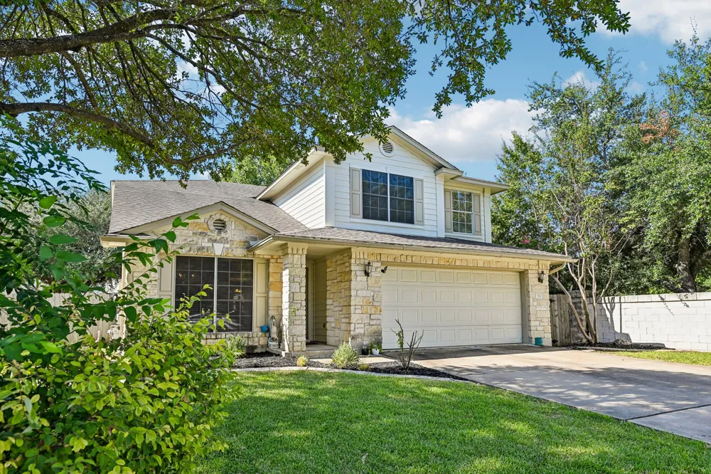 713 Johnny Bench Round Rock, TX 78665