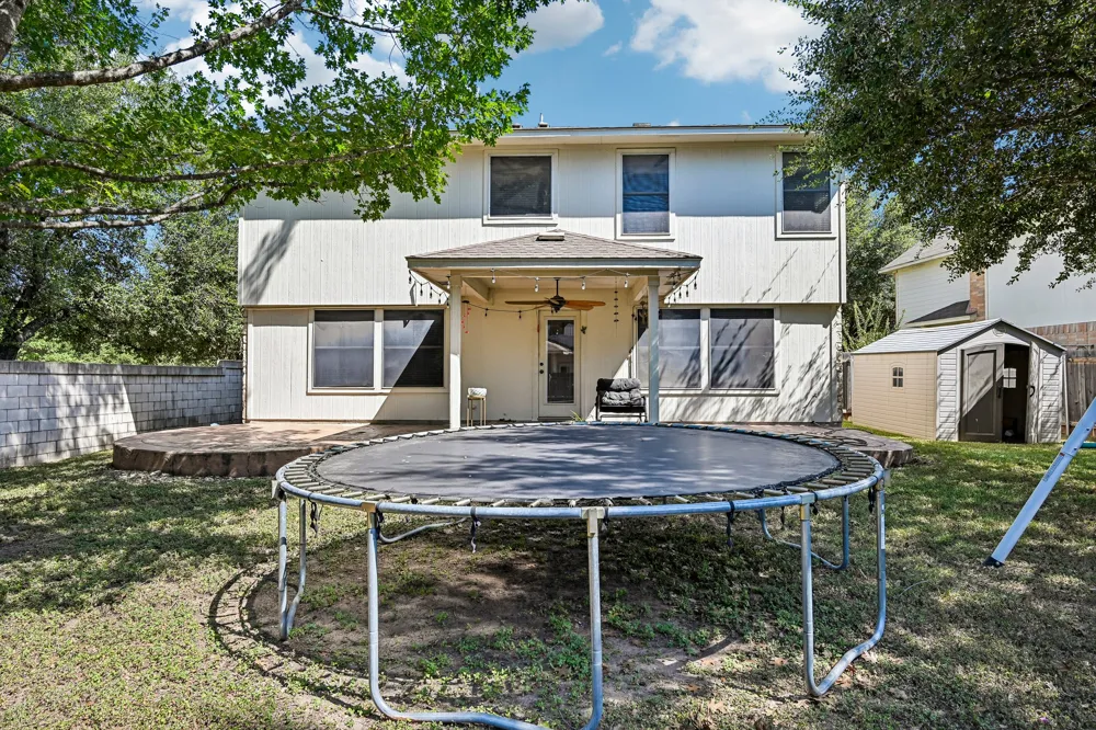 713 Johnny Bench Round Rock, TX 78665