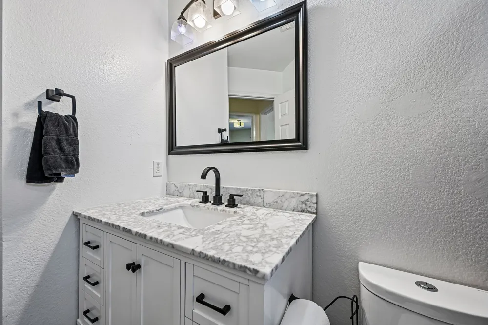 713 Johnny Bench Round Rock, TX 78665