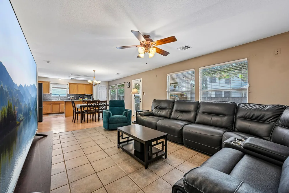 713 Johnny Bench Round Rock, TX 78665