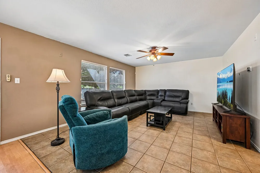 713 Johnny Bench Round Rock, TX 78665