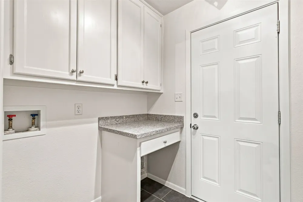 4100 Outpost Trace Lago Vista, TX 78645