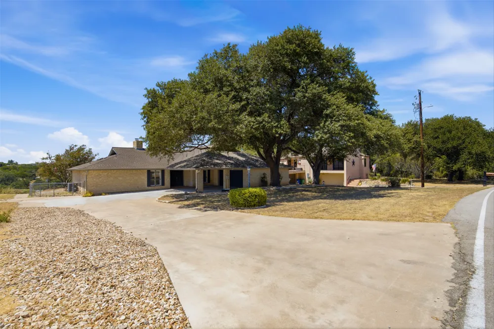 4100 Outpost Trace Lago Vista, TX 78645