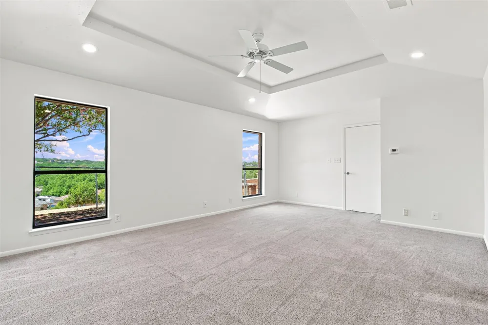 4100 Outpost Trace Lago Vista, TX 78645