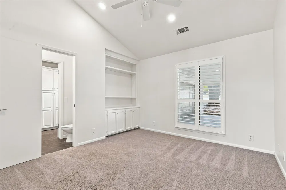4100 Outpost Trace Lago Vista, TX 78645