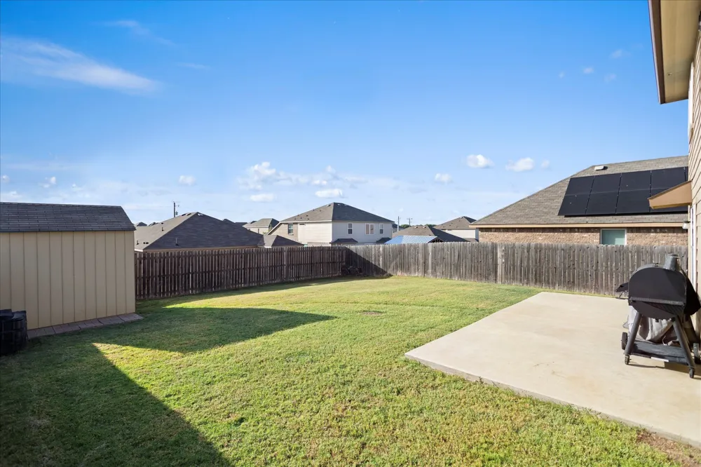 1604 Blue Jay Drive Ennis, TX 75119