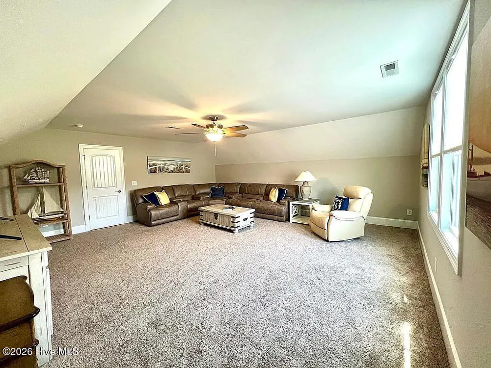 106 Sailor Sky Way Hampstead, NC 28443