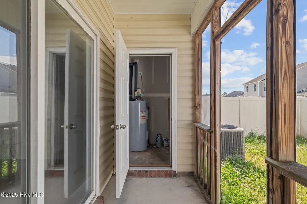261 Caldwell Loop Jacksonville, NC 28546