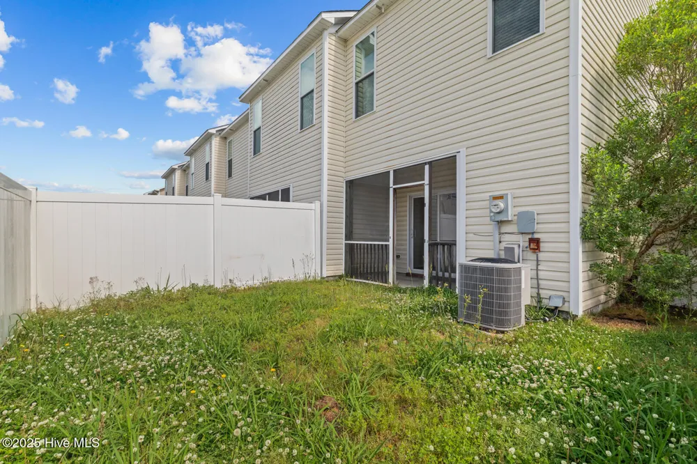 261 Caldwell Loop Jacksonville, NC 28546