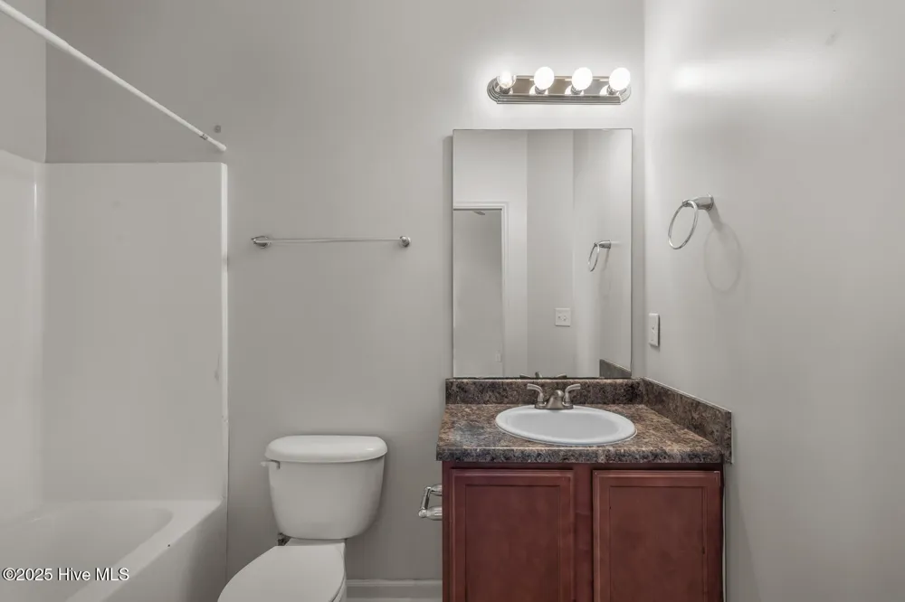 261 Caldwell Loop Jacksonville, NC 28546