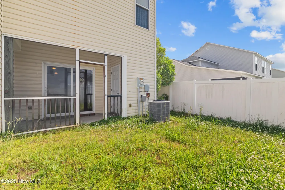 261 Caldwell Loop Jacksonville, NC 28546