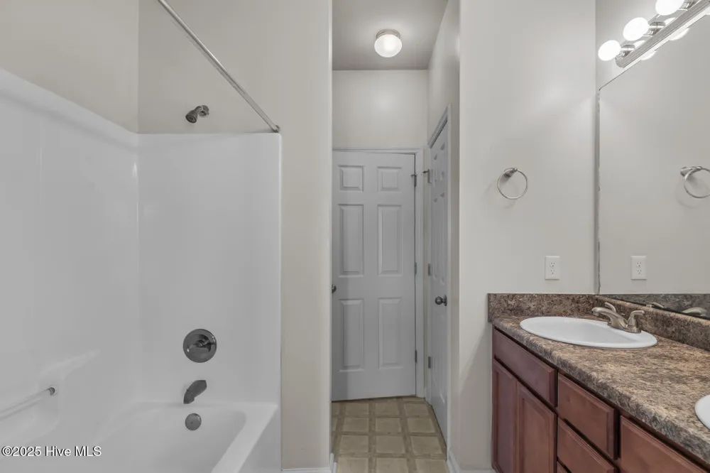 261 Caldwell Loop Jacksonville, NC 28546