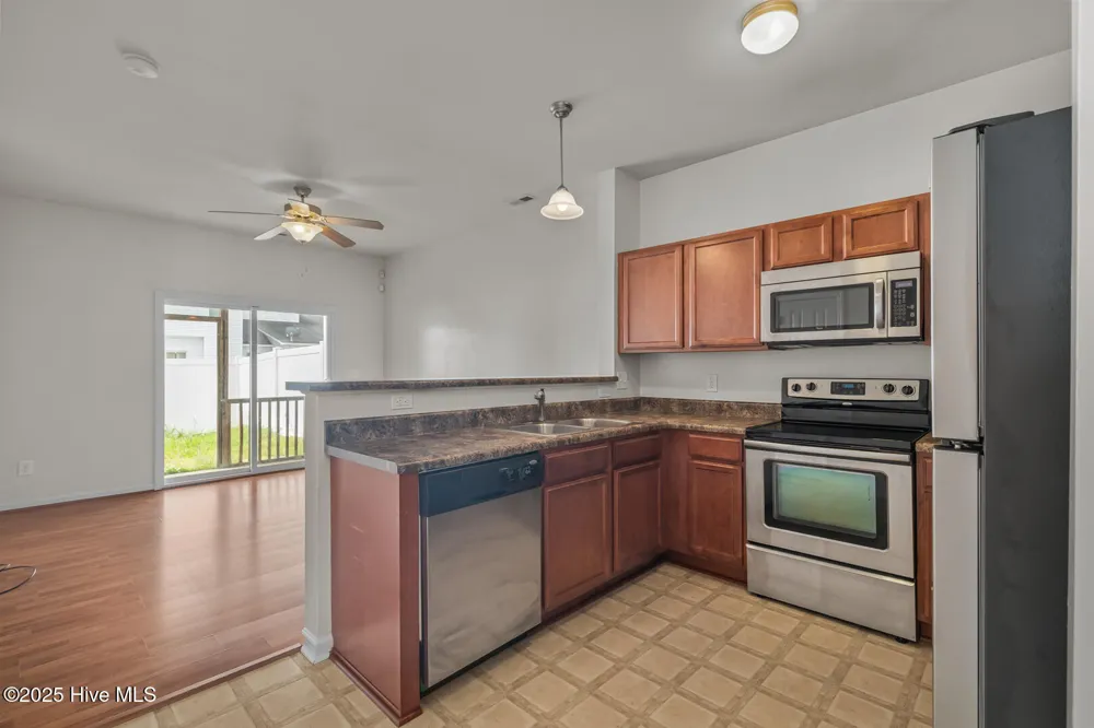 261 Caldwell Loop Jacksonville, NC 28546