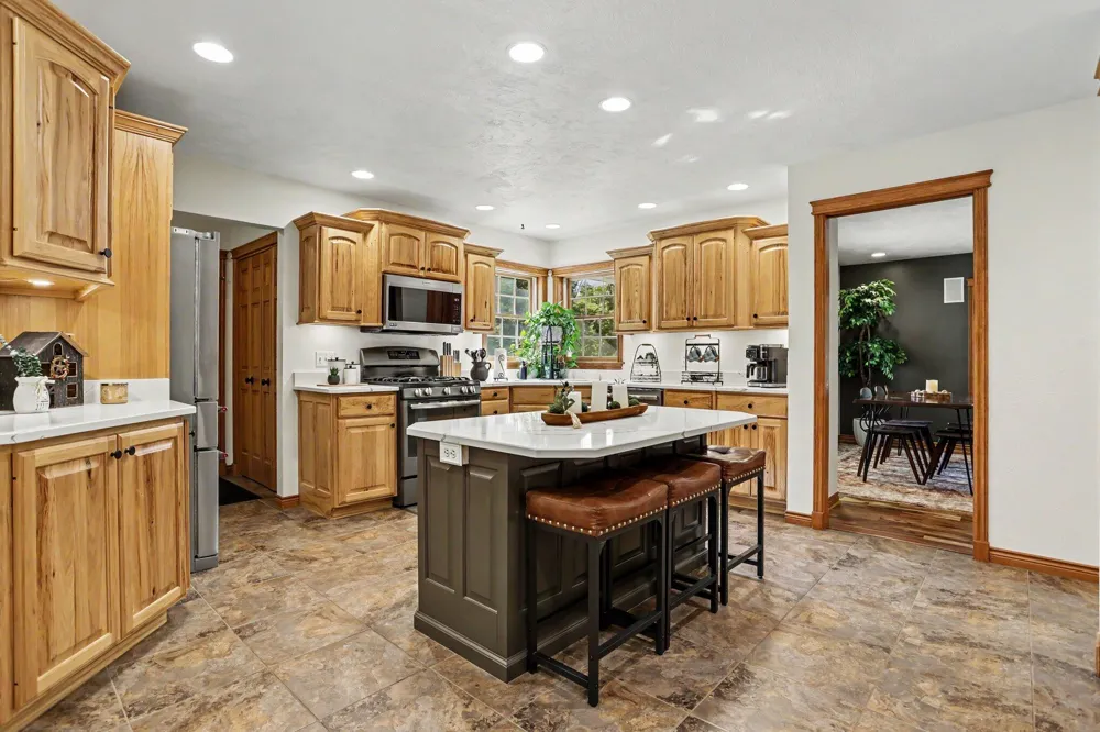58411 E Clear Lake Road Three Rivers, MI 49093