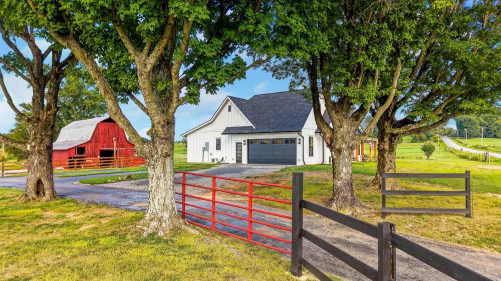813 Ladd Springs Road SE Cleveland, TN 37323