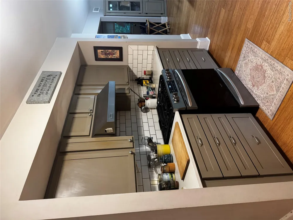 3947 Cheyenne Court Addison Township, MI 48370