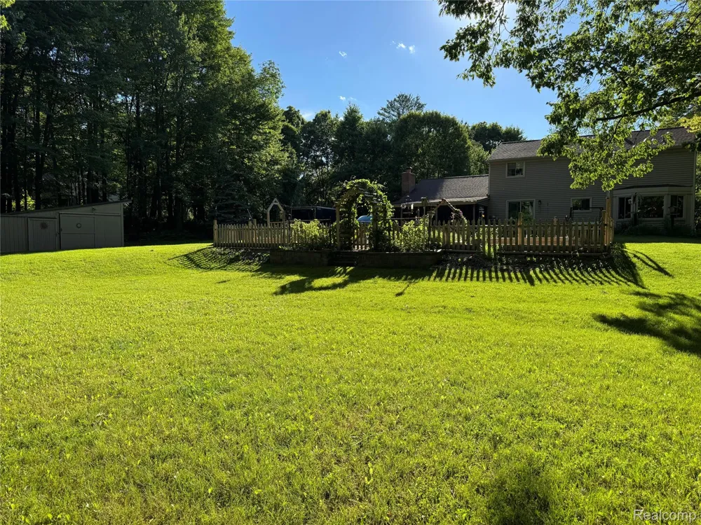 3947 Cheyenne Court Addison Township, MI 48370