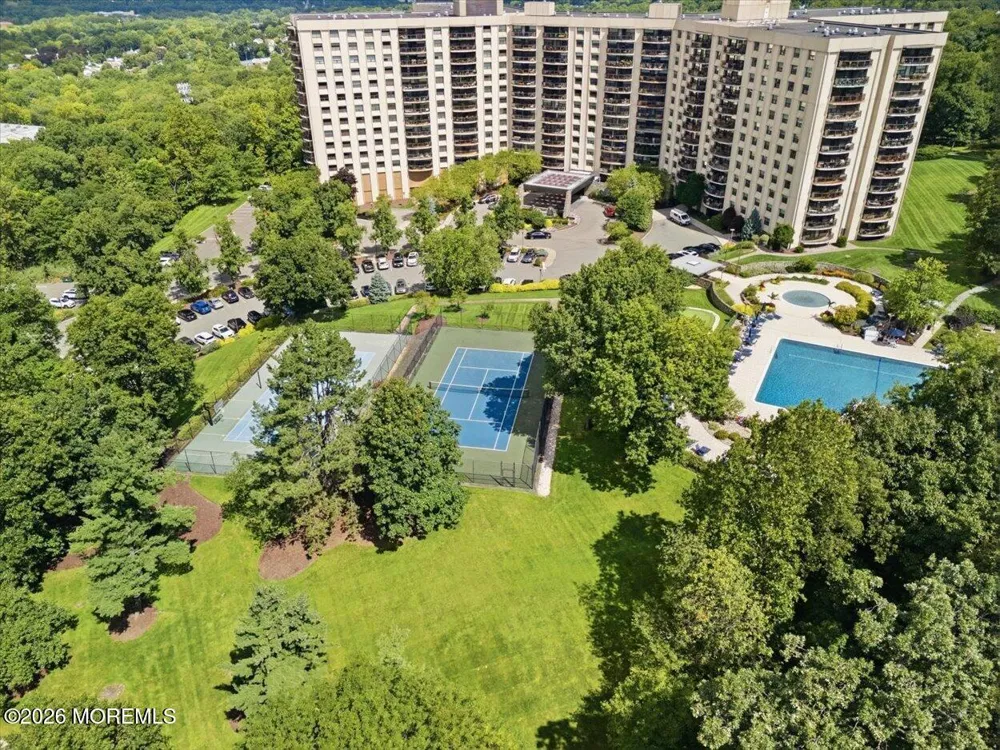 1 Claridge Drive #501 Verona, NJ 07044