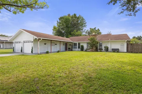 6 PATCHOGUE PLACE
