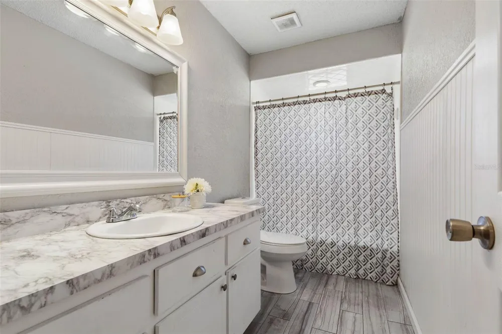 6 PATCHOGUE PLACE Palm Coast, FL 32164