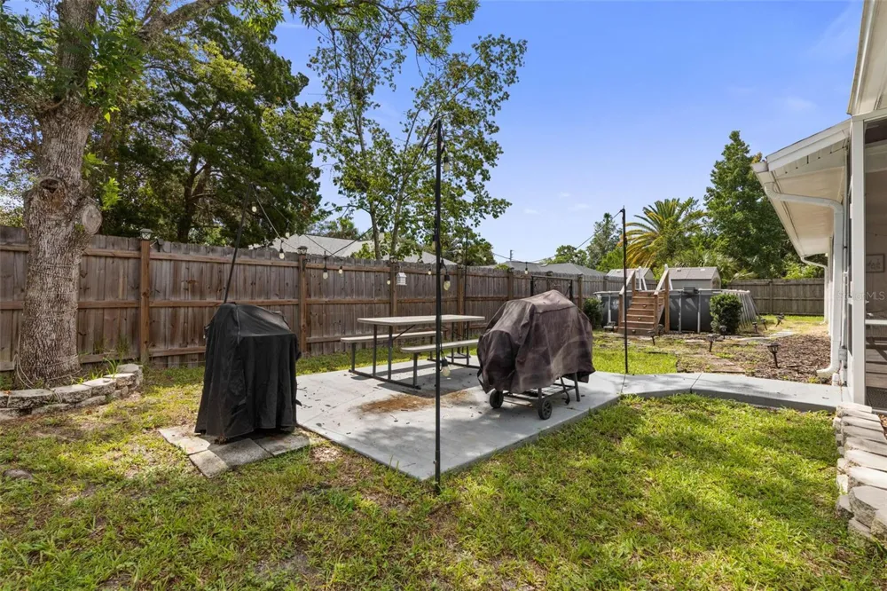 6 PATCHOGUE PLACE Palm Coast, FL 32164