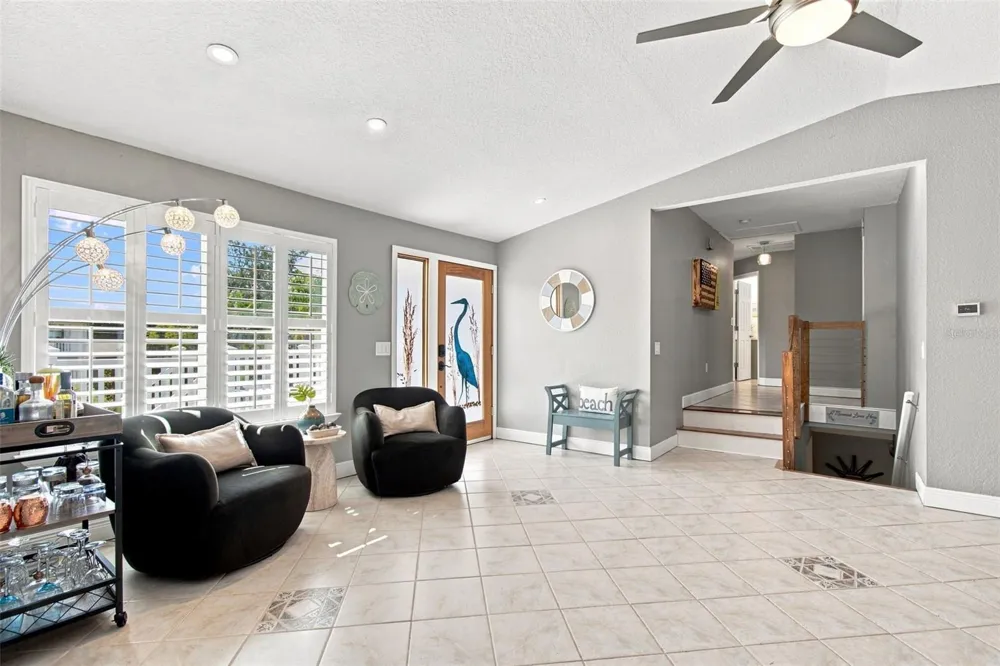 201 LAGOON DRIVE Palm Harbor, FL 34683