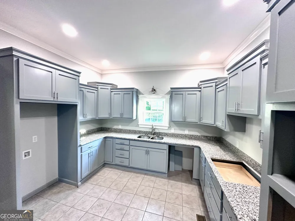 78 2nd AVE Mcrae-Helena, GA 31055