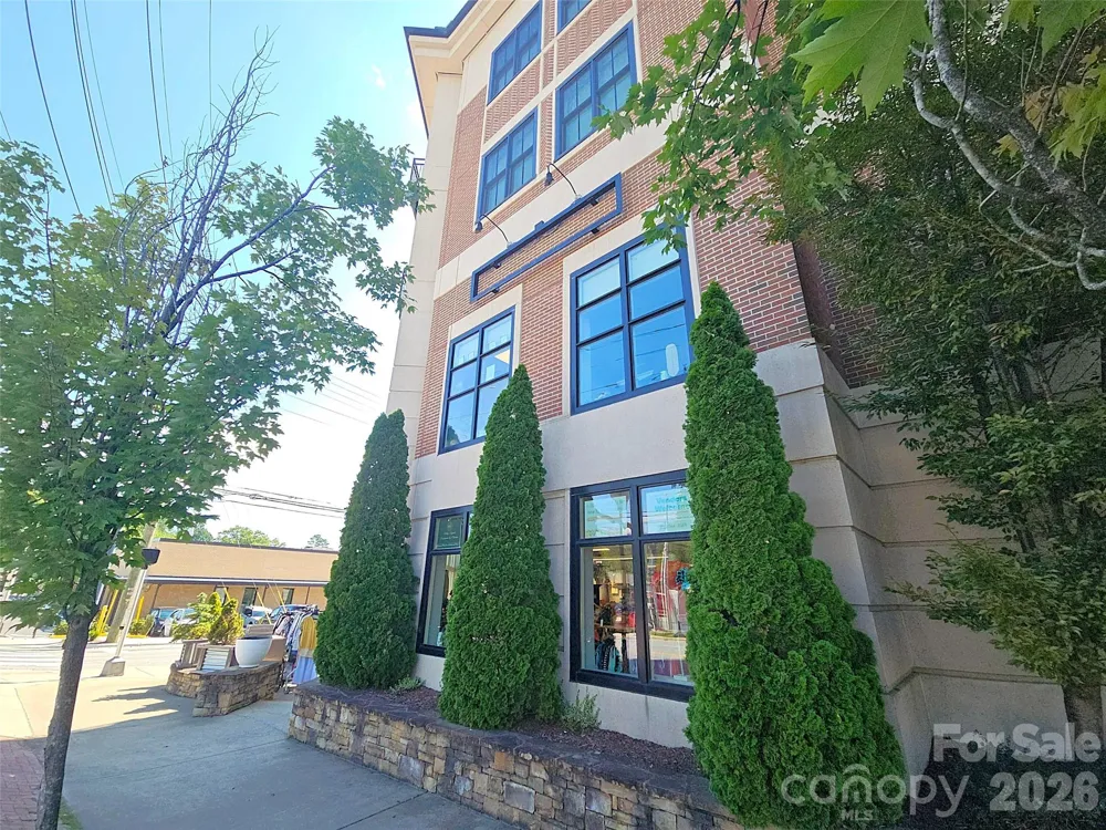 29 W French Broad Street #107 Brevard, NC 28712