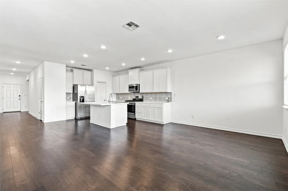 218 THURMAN HOLT ROAD Hutto, TX 78634