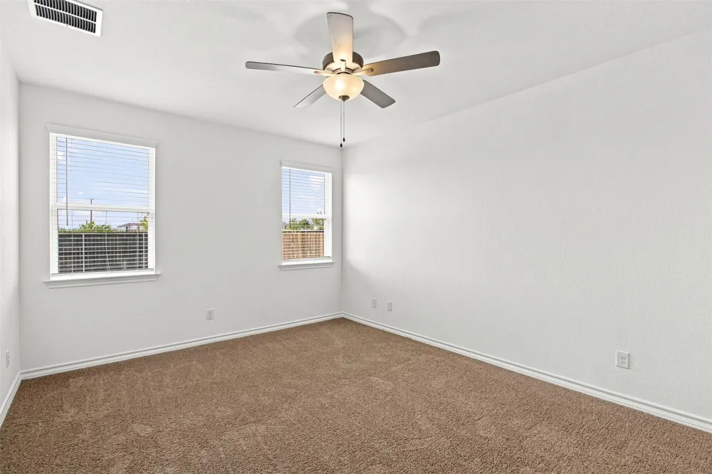 218 THURMAN HOLT ROAD Hutto, TX 78634