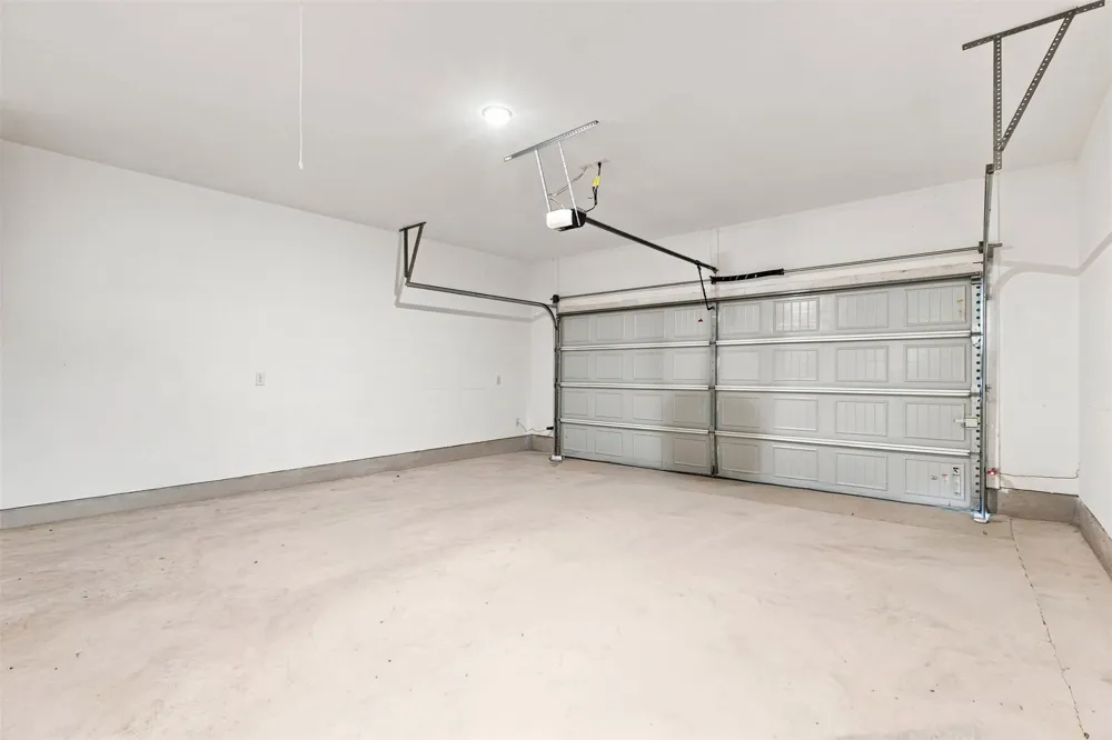 218 THURMAN HOLT ROAD Hutto, TX 78634