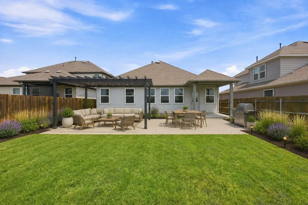 218 THURMAN HOLT ROAD Hutto, TX 78634