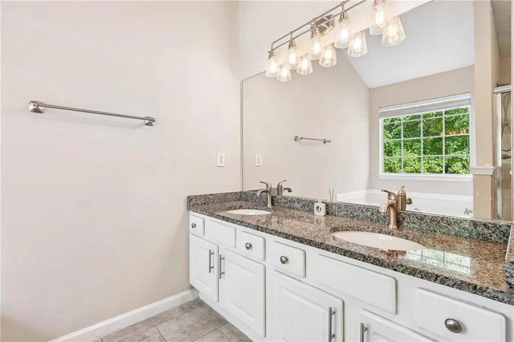 4672 Devencrest Lane Buford, GA 30519