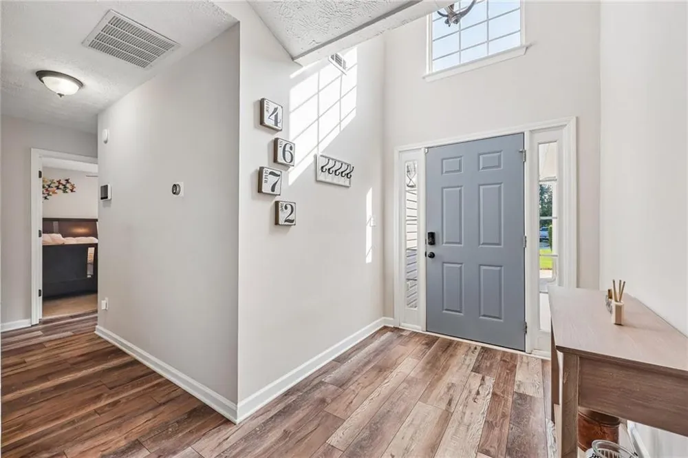 4672 Devencrest Lane Buford, GA 30519