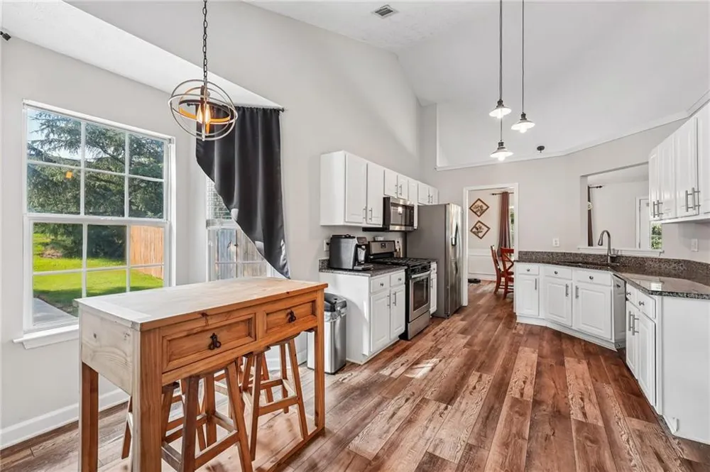 4672 Devencrest Lane Buford, GA 30519