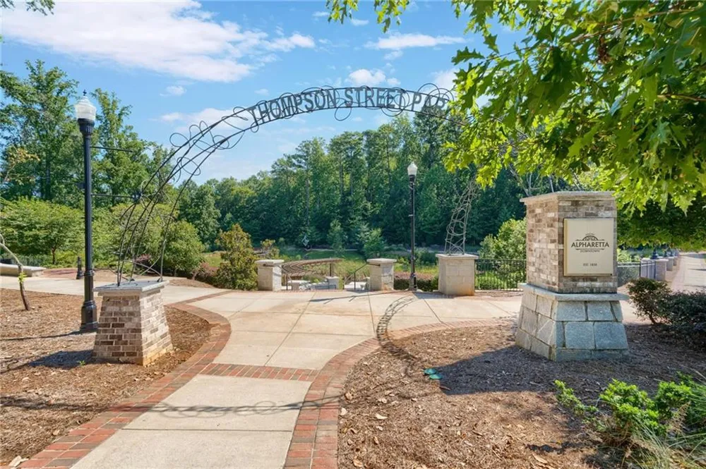 406 Concord Street Alpharetta, GA 30009