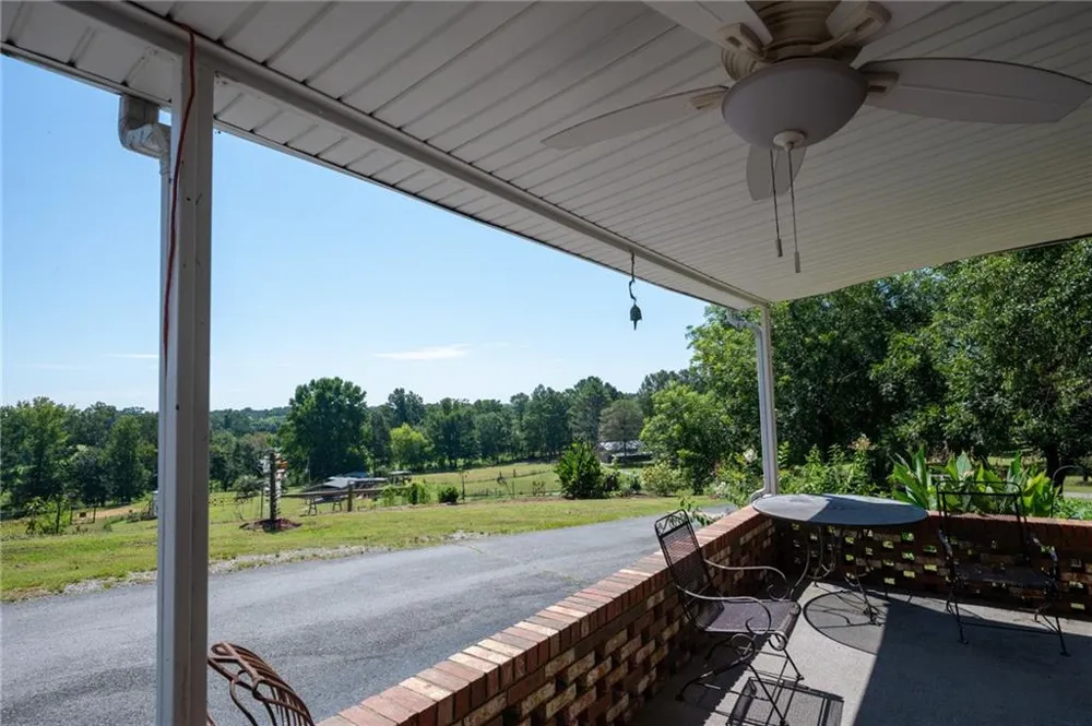 669 Nicklesville Road NE Resaca, GA 30735