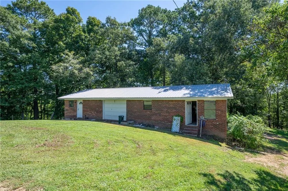 669 Nicklesville Road NE Resaca, GA 30735
