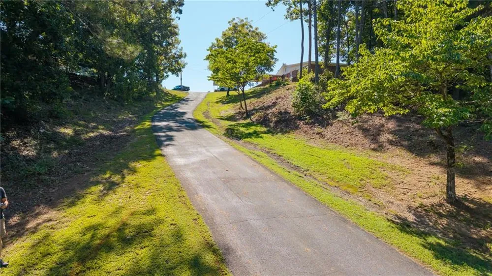 669 Nicklesville Road NE Resaca, GA 30735