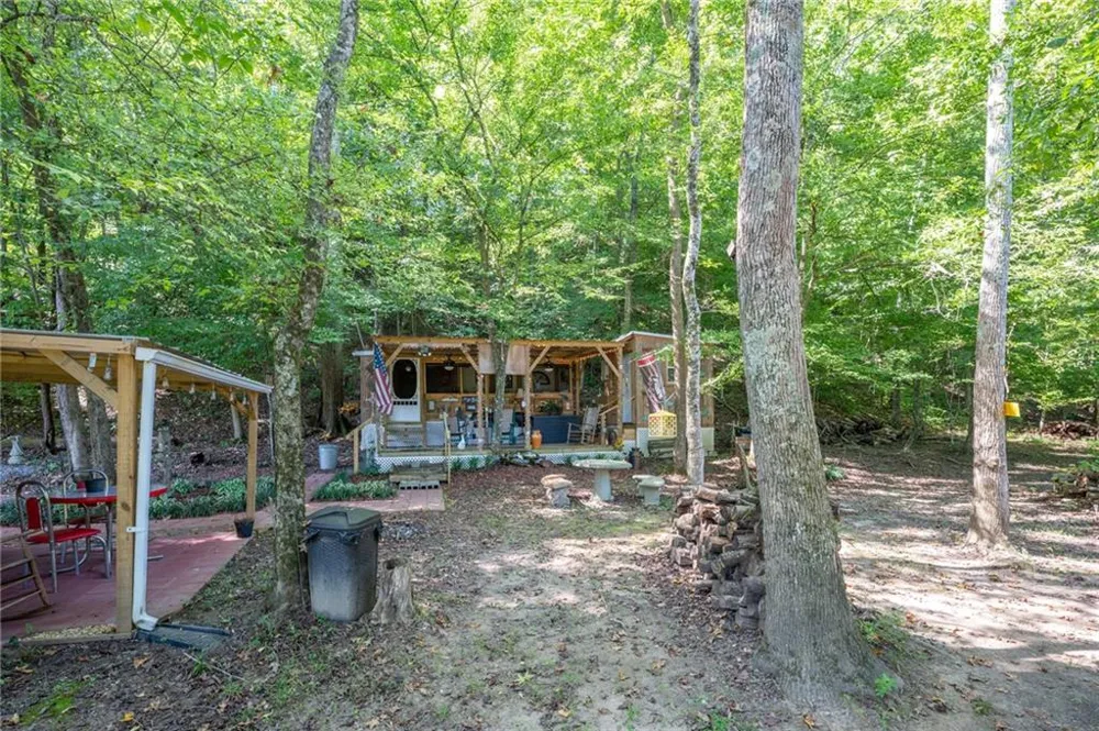669 Nicklesville Road NE Resaca, GA 30735