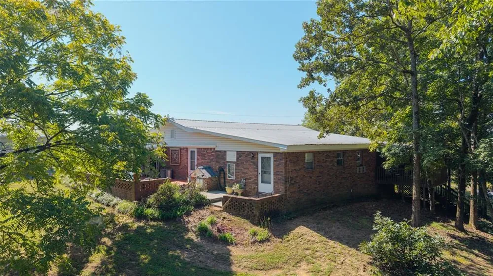 669 Nicklesville Road NE Resaca, GA 30735