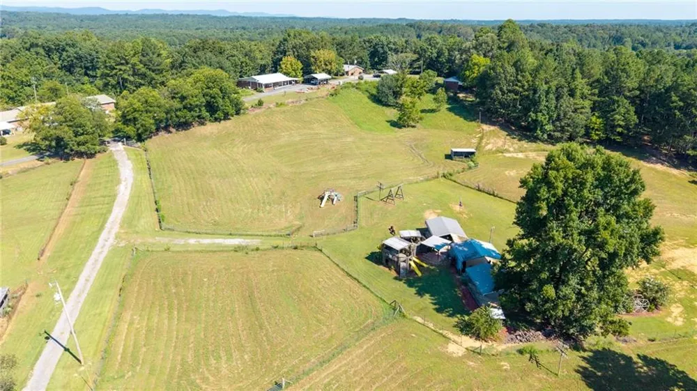 669 Nicklesville Road NE Resaca, GA 30735