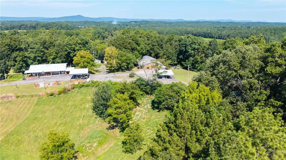 669 Nicklesville Road NE Resaca, GA 30735