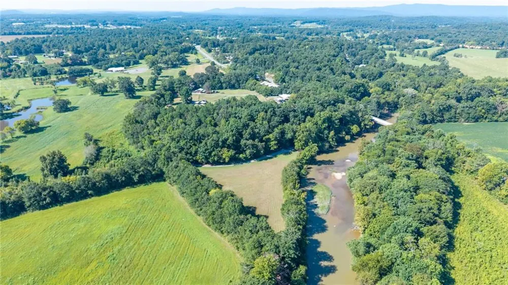 669 Nicklesville Road NE Resaca, GA 30735