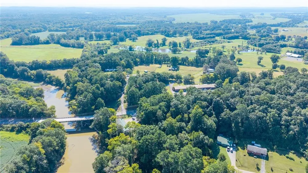 669 Nicklesville Road NE Resaca, GA 30735