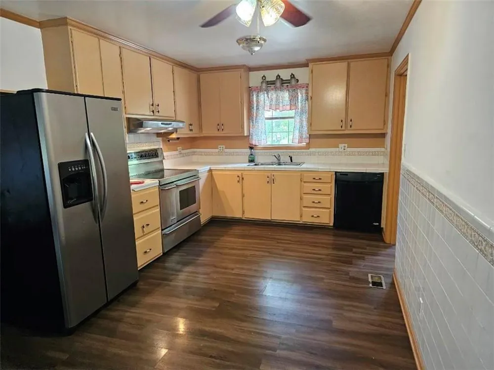 669 Nicklesville Road NE Resaca, GA 30735